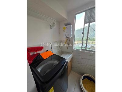 Apartamento de 2 alcobas en venta en Norte America, Bello, 52 m² · foto 7 de 9