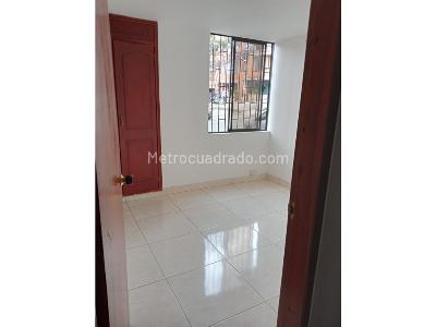 Apartamento de 3 alcobas en venta en Bello Bucaros, Bello, 70 m² · foto 4 de 7