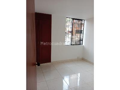 Apartamento de 3 alcobas en venta en Bello Bucaros, Bello, 70 m² · foto 6 de 7