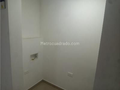 Apartamento de 3 alcobas en venta en Amazonia, Bello, 58 m² · foto 9 de 12