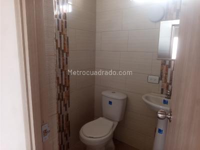 Apartamento de 3 alcobas en venta en La Florida Bello, Bello, 68 m² · foto 13 de 13