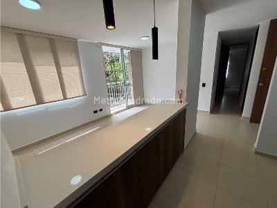 Apartamento de 3 alcobas en venta en Amazonia, Bello, 55 m² · foto 4 de 15