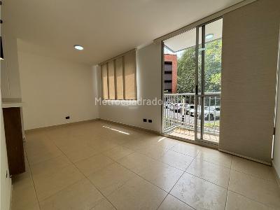 Apartamento de 3 alcobas en venta en Amazonia, Bello, 55 m² · foto 6 de 15
