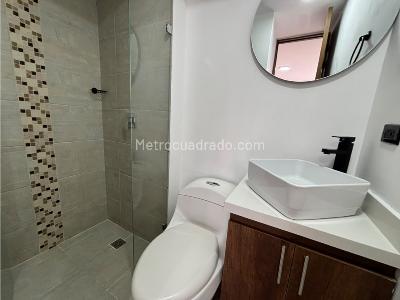 Apartamento de 3 alcobas en venta en Amazonia, Bello, 55 m² · foto 14 de 15