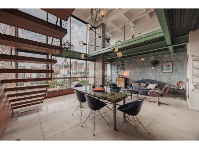 Apartamento de 1 alcoba en venta en El Poblado, Medellín, 120 m² · foto 2 de 19