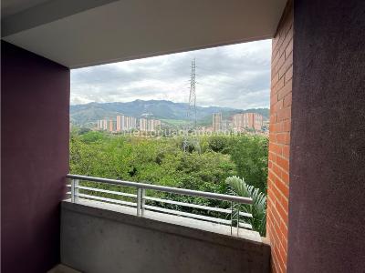 Apartamento de 2 alcobas en venta en Niquia, Bello, 54 m² · foto 4 de 18