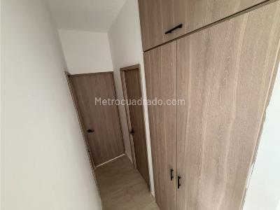 Apartamento de 2 alcobas en venta en Niquia, Bello, 54 m² · foto 11 de 18