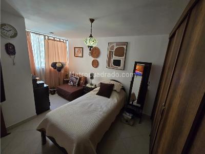 Apartamento de 3 alcobas en venta en Madera, Bello, 57 m² · foto 13 de 19