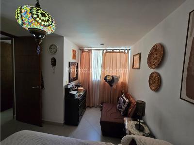 Apartamento de 3 alcobas en venta en Madera, Bello, 57 m² · foto 14 de 19
