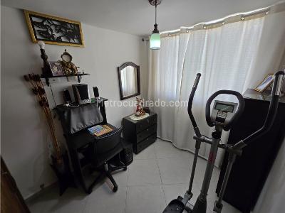 Apartamento de 3 alcobas en venta en Madera, Bello, 57 m² · foto 16 de 19