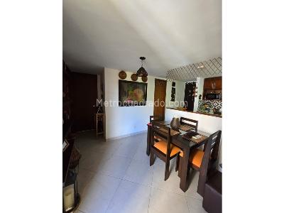 Apartamento de 3 alcobas en venta en Madera, Bello, 57 m² · foto 4 de 19