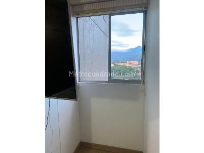 Apartamento de 3 alcobas en venta en Niquia, Bello, 64 m² · foto 10 de 16