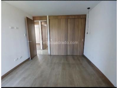 Apartamento en arriendo en Belen, Medellín · foto 5 de 9