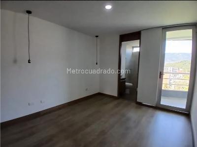 Apartamento en arriendo en Belen, Medellín · foto 6 de 9