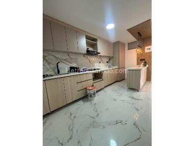Apartamento de 3 alcobas en venta en Cabañas, Bello, 120 m² · foto 2 de 11