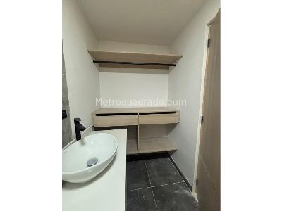 Apartamento de 3 alcobas en venta en Cabañas, Bello, 120 m² · foto 4 de 11