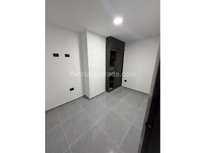 Apartamento de 3 alcobas en venta en Perez, Bello, 80 m² · foto 5 de 12