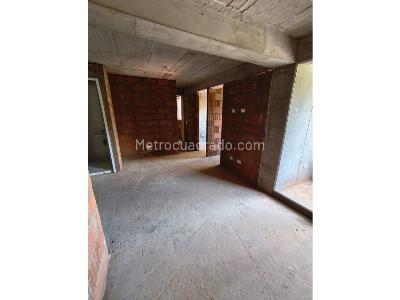 Apartamento de 3 alcobas en venta en Madera, Bello, 54 m² · foto 9 de 13