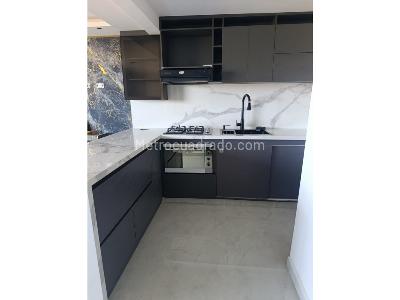 Apartamento de 2 alcobas en venta en Niquia, Bello, 54 m² · foto 2 de 15