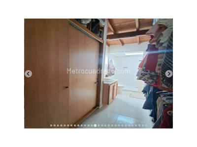 Casa de 4 alcobas en venta en Loma De Los Bernal, Medellín, 210 m² · foto 10 de 20