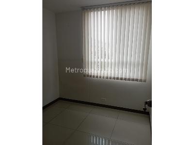 Apartamento de 3 alcobas en venta en Madera, Bello, 72 m² · foto 8 de 14