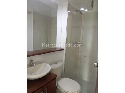 Apartamento de 3 alcobas en venta en Madera, Bello, 72 m² · foto 14 de 14
