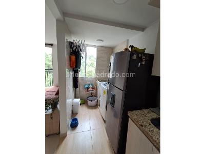 Apartamento de 2 alcobas en venta en Amazonia, Bello, 56 m² · foto 3 de 16