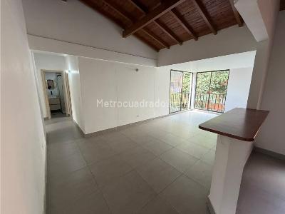 Apartamento en venta en Loma De Las Brujas, Envigado · foto 3 de 14