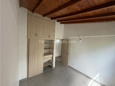 Apartamento en venta en Loma De Las Brujas, Envigado · foto 7 de 14