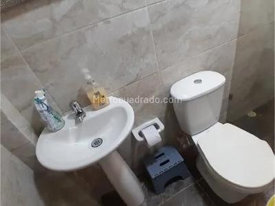 Apartamento de 2 alcobas en venta en Santa Ana, Bello, 74 m² · foto 11 de 13