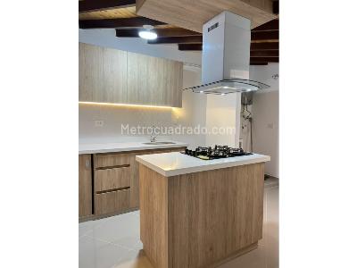 Apartamento en venta en La America, Medellín · foto 2 de 20