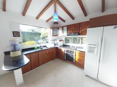 Casa de 4 alcobas en venta en Vda Canelon, Cajicá, 257 m² · foto 14 de 20