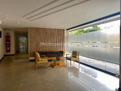 Apartamento de 3 alcobas en venta en Modelia Reservado, Bogotá, 79 m² · foto 2 de 13