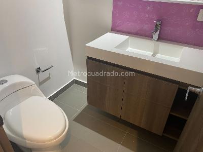 Apartamento de 3 alcobas en venta en Modelia Reservado, Bogotá, 79 m² · foto 10 de 13