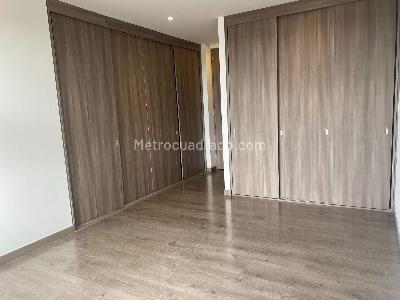 Apartamento de 3 alcobas en venta en Modelia Reservado, Bogotá, 79 m² · foto 8 de 13