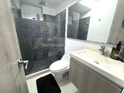 Apartamento de 2 alcobas en venta en Valle Del Lili, Cali, 108 m² · foto 13 de 19