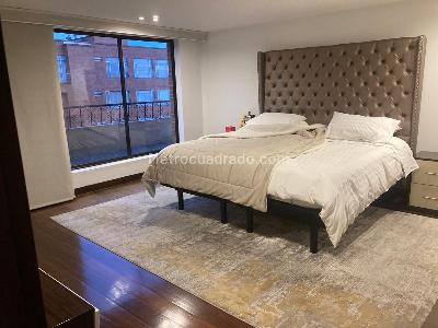 Apartamento de 3 alcobas en venta en Chico Navarra, Bogotá, 265 m² · foto 10 de 17