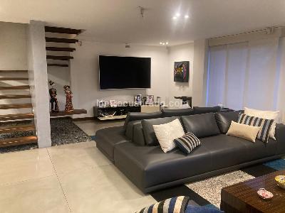Apartamento de 3 alcobas en venta en Chico Navarra, Bogotá, 265 m² · foto 8 de 17