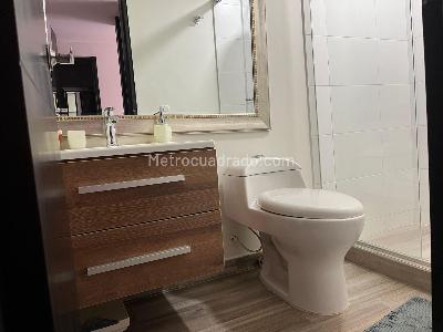 Apartamento de 3 alcobas en venta en Acacias De Belmira, Bogotá, 98 m² · foto 14 de 20
