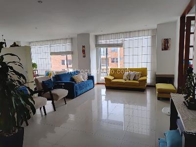 Apartamento de 4 alcobas en venta en Chico Navarra, Bogotá, 185 m² · foto 10 de 20