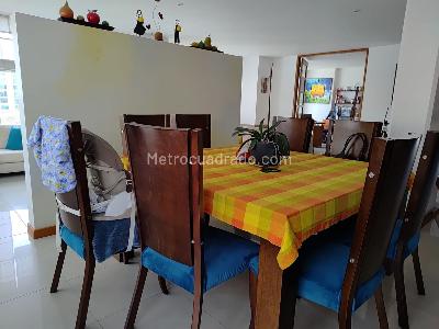 Apartamento de 4 alcobas en venta en Chico Navarra, Bogotá, 185 m² · foto 12 de 20