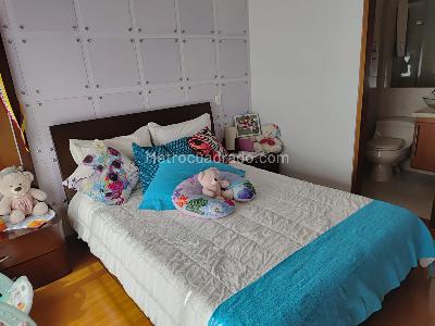 Apartamento de 4 alcobas en venta en Chico Navarra, Bogotá, 185 m² · foto 2 de 20