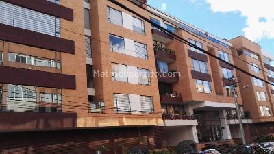 Apartamento de 2 alcobas en venta en Chico Navarra, Bogotá, 72 m² · foto 18 de 20