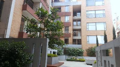 Apartamento de 2 alcobas en venta en Chico Navarra, Bogotá, 72 m² · foto 10 de 20