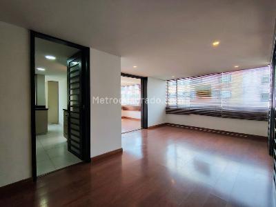 Apartamento en venta en Santa Barbara Central, Bogotá · foto 4 de 20