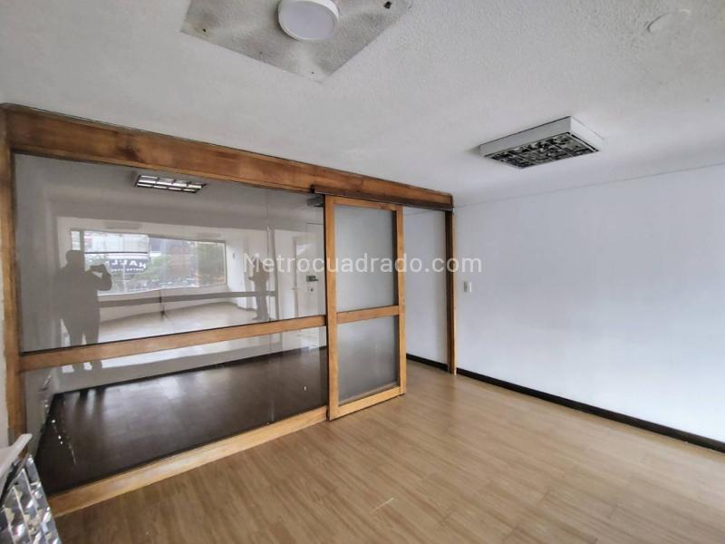 Oficina en Arriendo, Santa Barbara Central, Bogotá D.C. - Más