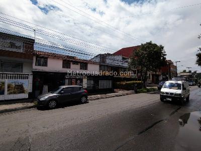 Casa en venta en Normandia, Bogotá · foto 3 de 20