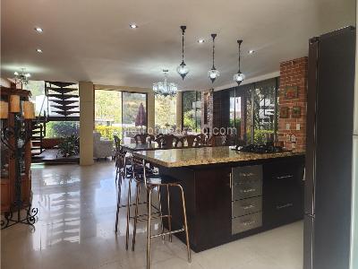 Casa de 4 alcobas en venta en Loma Del Escobero, Medellín, 480 m² · foto 10 de 20