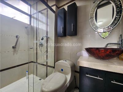 Casa de 4 alcobas en venta en Loma Del Escobero, Medellín, 480 m² · foto 15 de 20