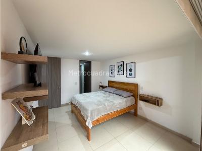 Apartamento de 3 alcobas en venta en Laureles, Medellín, 142 m² · foto 10 de 18